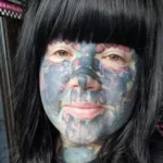 0_Tattoo-addict-mum-unrecognisable-in-makeup-but-kids-refuse-to-speak-to-stranger